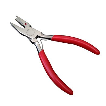 Coil cutting tool with grip